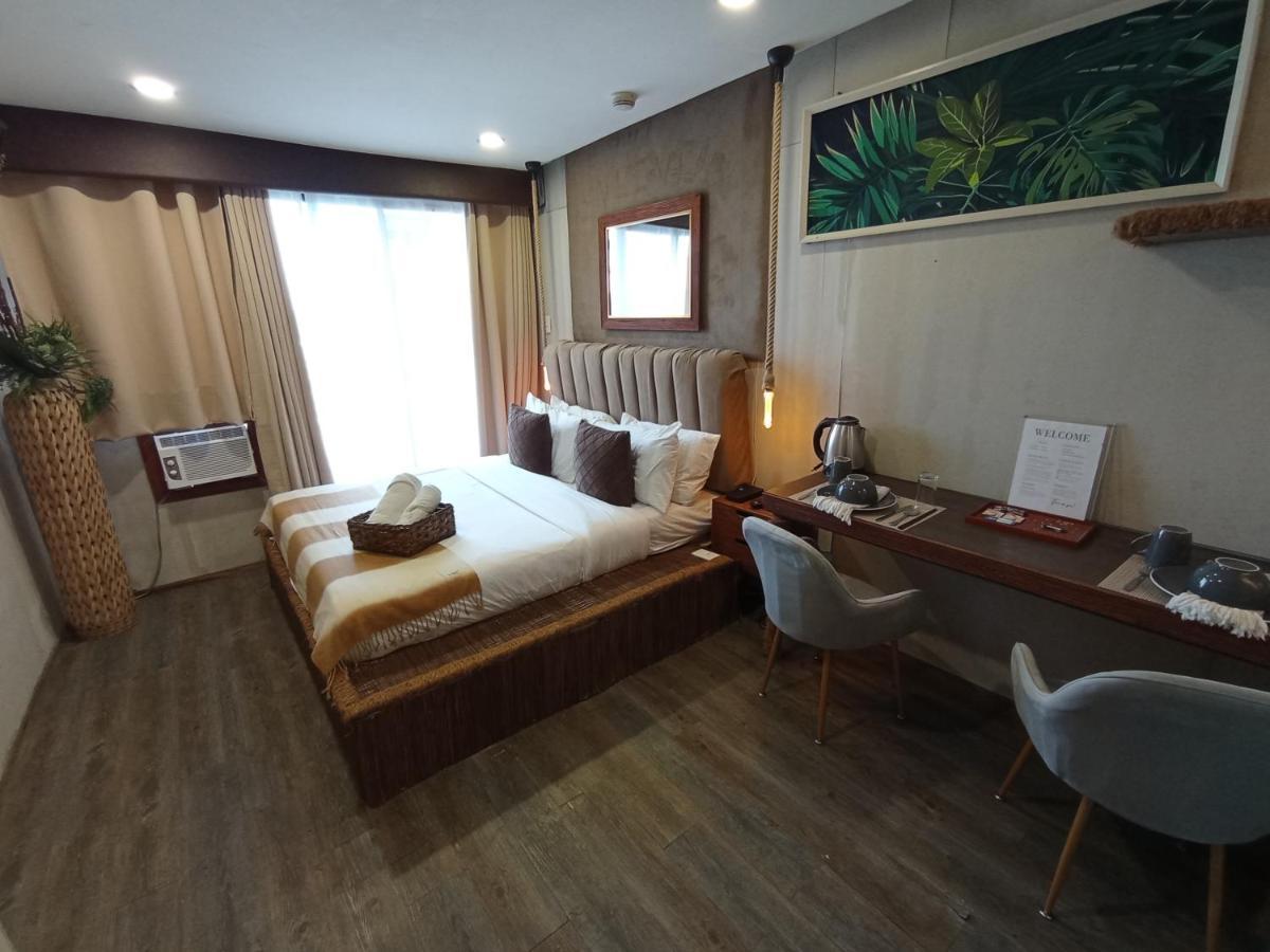 The Staycation - Serviced Rooms มะนิลา ภายนอก รูปภาพ