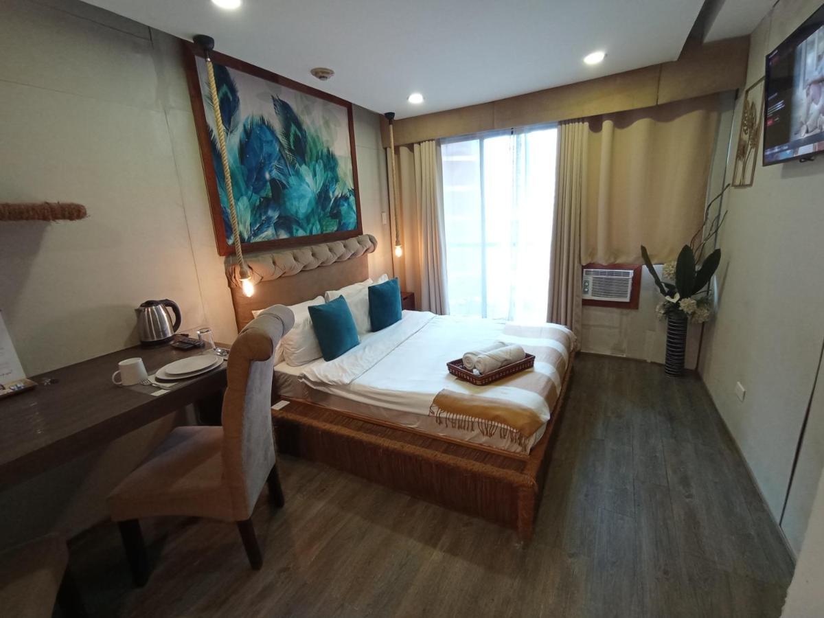 The Staycation - Serviced Rooms มะนิลา ภายนอก รูปภาพ