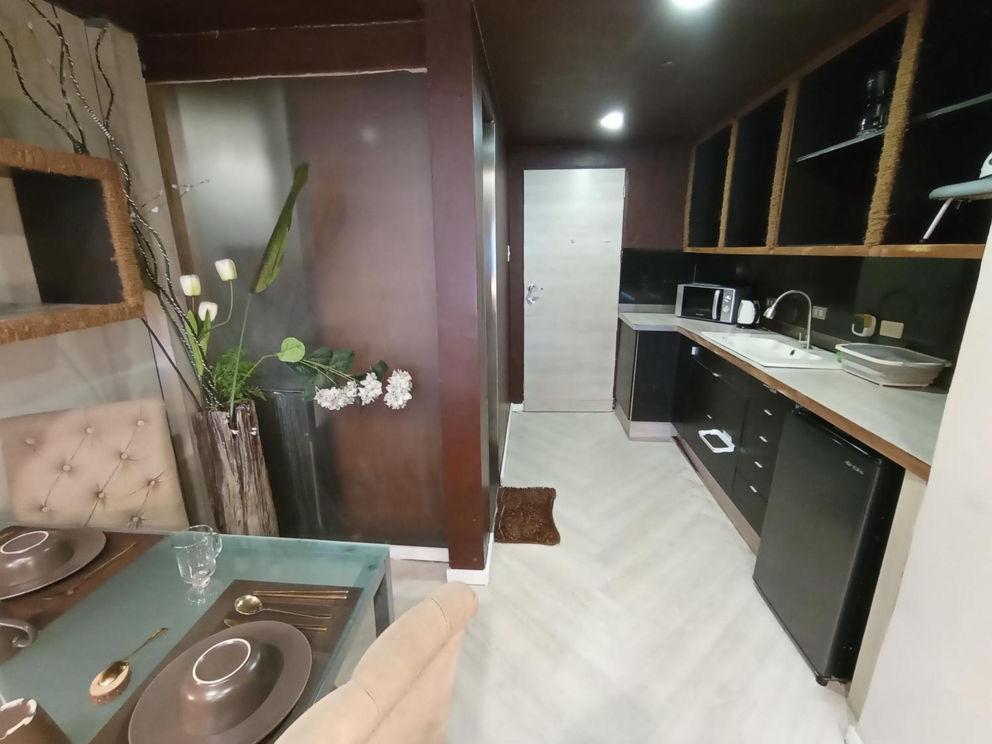 The Staycation - Serviced Rooms มะนิลา ภายนอก รูปภาพ